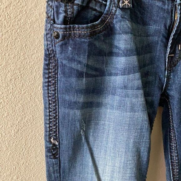 Rock Revival | Amy Boot - Picture 4 of 10